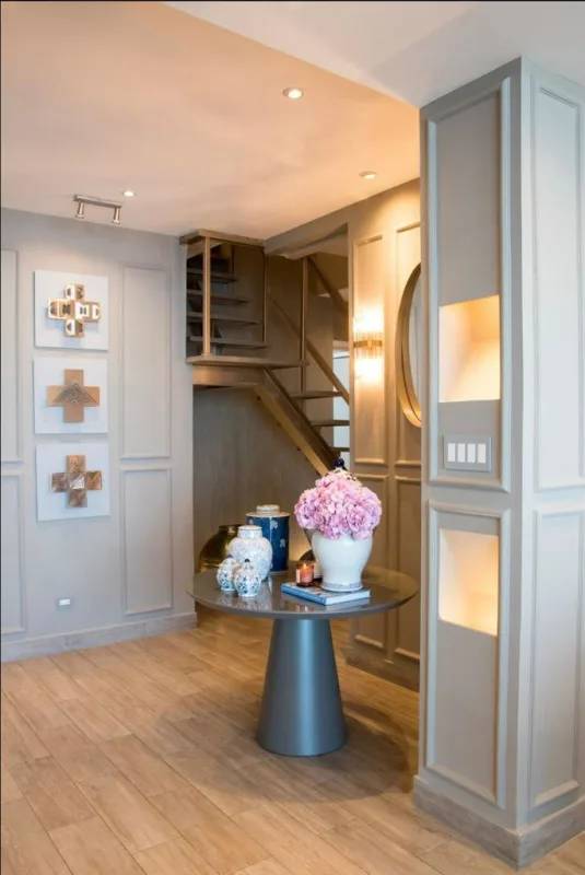 Gourmet kitchen equipped with premium appliances and stylish cabinetry PH The Pearl Costa del Este Panama