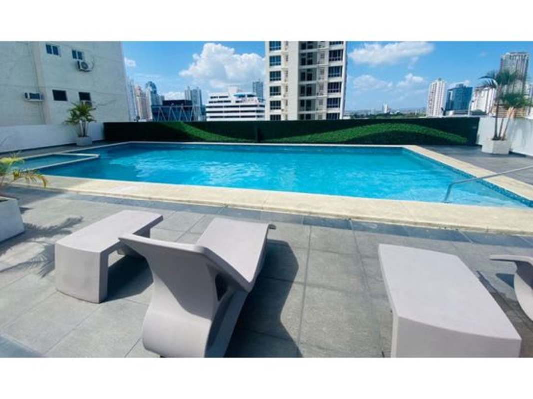 Rooftop infinity pool with panoramic cityscape at PH Serenity San Francisco Panama