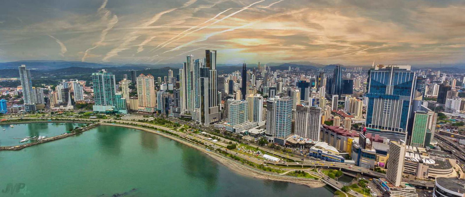 Spacious luxury bedroom with marble floors, panoramic ocean views at PH The Point Punta Paitilla