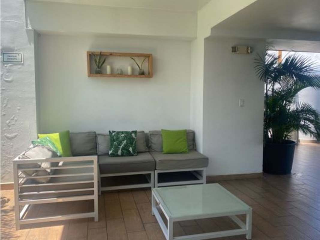 Modern gym facility with equipment PH Teen One near Parque Omar San Francisco Panama