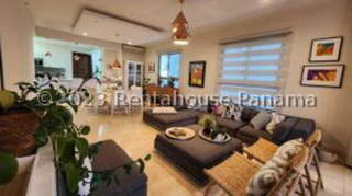 Apartment for Sale in Santa María - 3 bedrooms