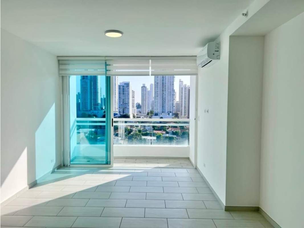 Wide balcony overlooking Panama City skyline at PH Keops San Francisco