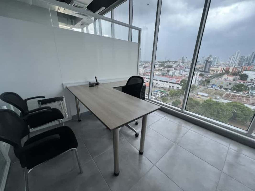Client meeting area with large windows and glass partitions PH BOC Panama