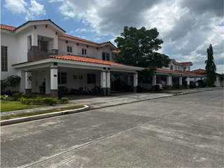 House for Sale in Costa Sur - 3 bedrooms