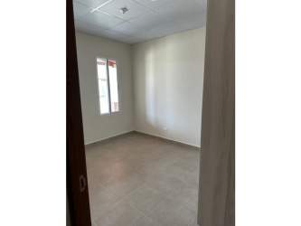 Spacious living area with tile floors and natural light in house for rent Panama