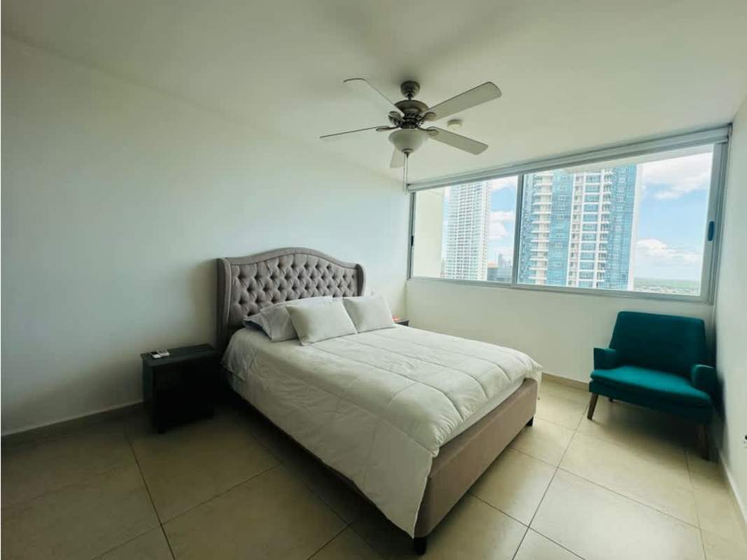Contemporary bathroom with glass enclosed shower, vanity and modern tiles in PH Lumiere Costa del Este