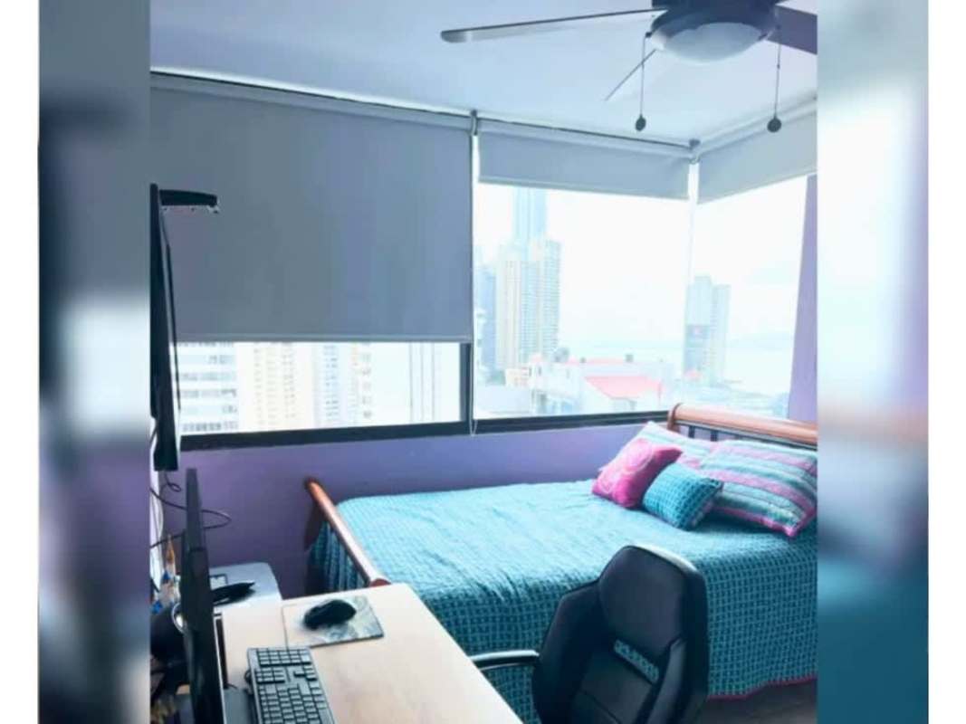 L-shaped modern kitchen with granite countertops and stainless appliances PH Mirabel Punta Paitilla