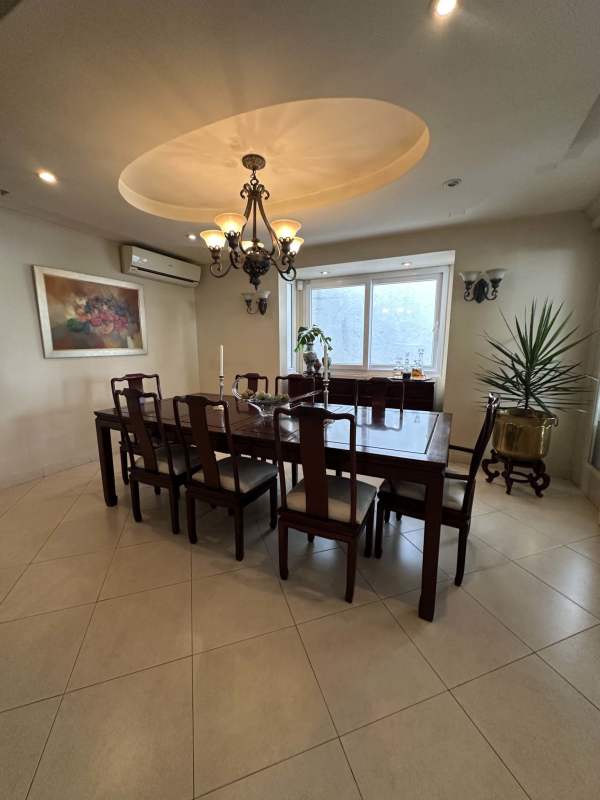 Spacious living dining area convertible to showroom or reception Obarrio Panama