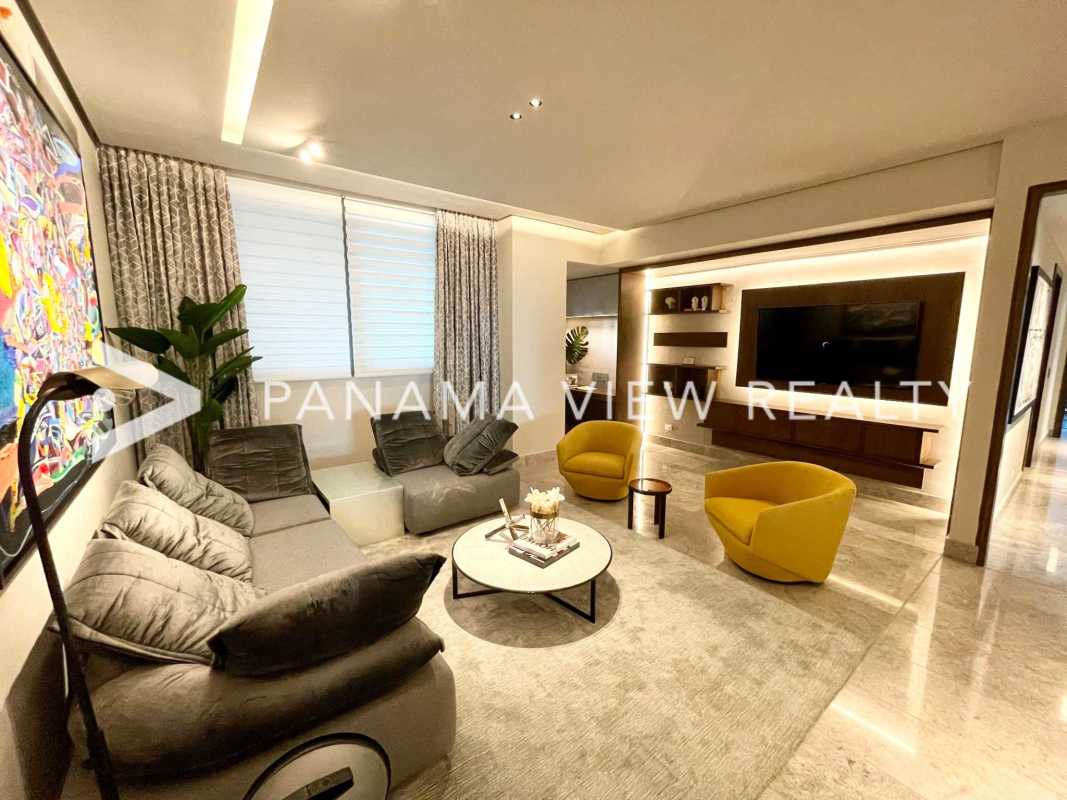 Modern dining room with stylish lighting and marble floors luxury apartment PH Sea Point Panama