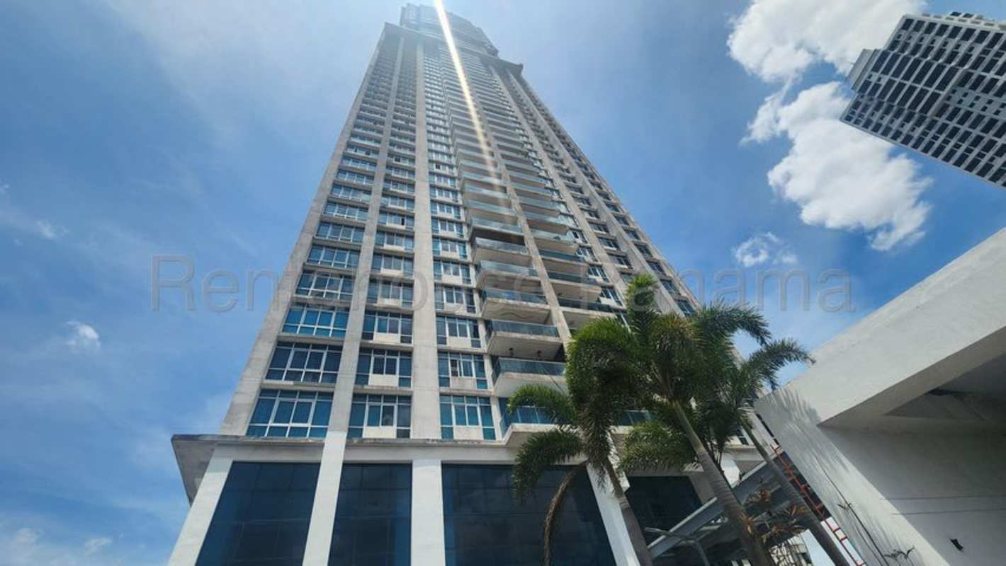 Modern gym with exercise equipment in PH Dos Mares Tower Panama City