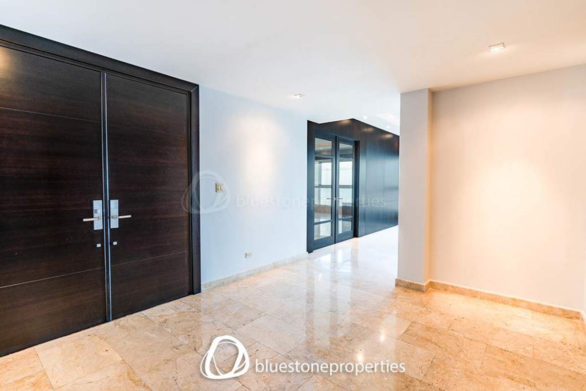 Dining room with large windows overlooking Pacific ocean in PH Toledo Costa del Este Panama