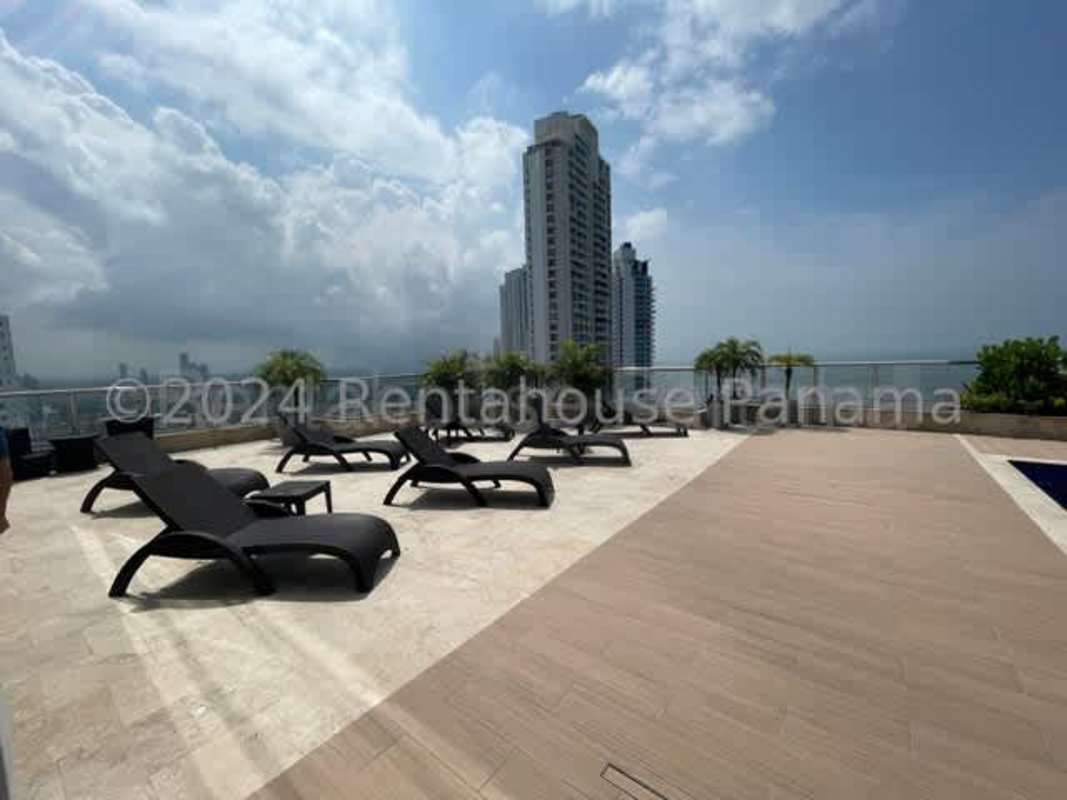 Elegant high-rise PH Riverside Costa del Este skyscraper Panama City