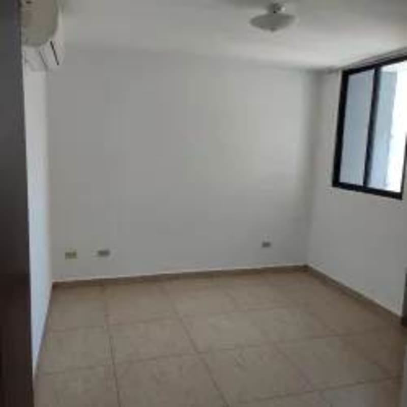 Modern bathroom with shower in Imperial Condado tower Panama