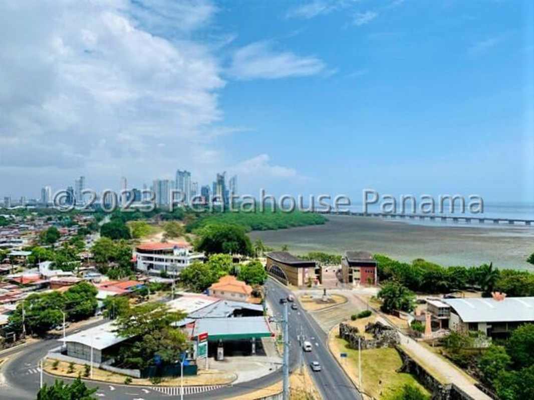 Large master bedroom with balcony access and Pacific ocean view at PH Coco del Mar Panama