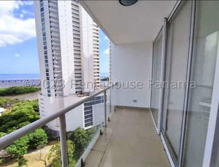 Apartment for Sale in San Francisco - 3 bedrooms