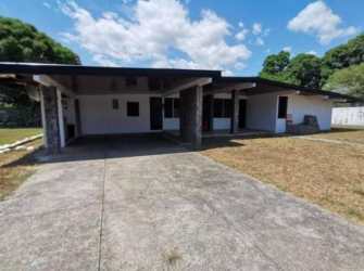 Large 5BR House for Residence or Business Volcán Dolega
