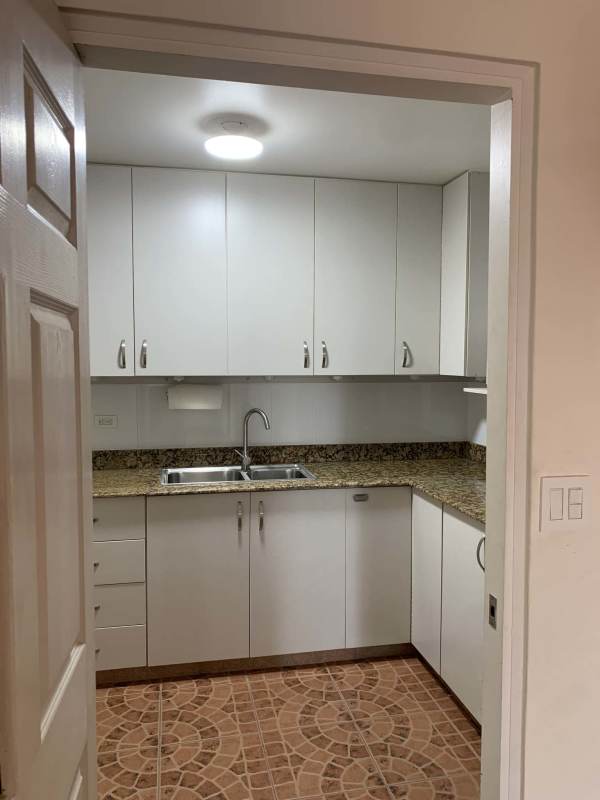Laundry room with washer and dryer in PH Brisas de San Fernando Panama City