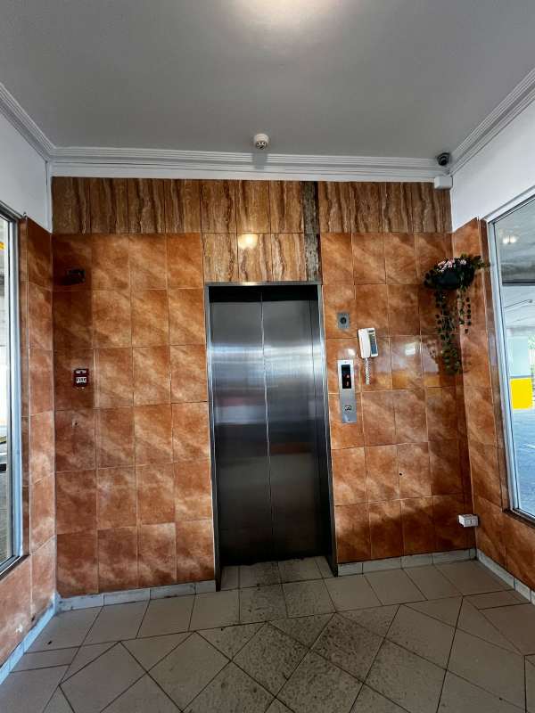 Modern apartment facade with balconies parking Río Abajo Panama