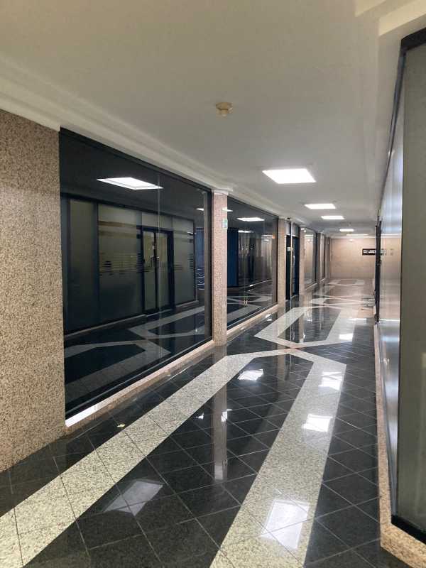 Glass storefront polished floors corridor in PH Plaza Obarrio commercial complex Panama City