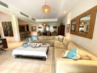 Spacious master bedroom with patio garden access in Casa Real Buenaventura Panama for sale