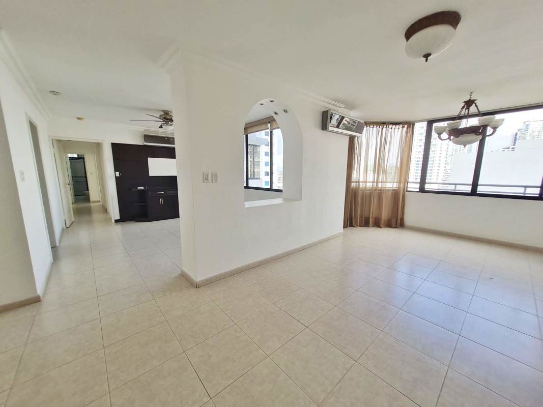 Modern closed kitchen with granite countertops in PH Plaza Real San Francisco Panama