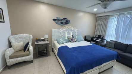 Remodeled Oceanfront 2BR Apartment PH Coronado Bay