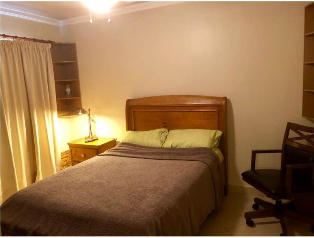 Spacious bedroom with built-in closet and AC in PH Clayton Park Clayton Panama