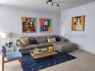 Apartment for Sale in San Francisco - 3 bedrooms