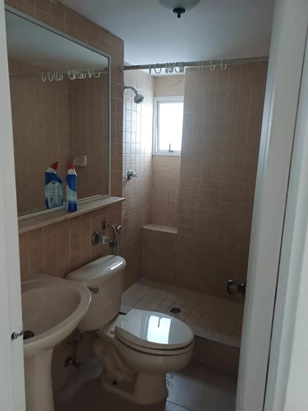 Second bedroom with AC and closet at PH San Francisco Bay Panama City