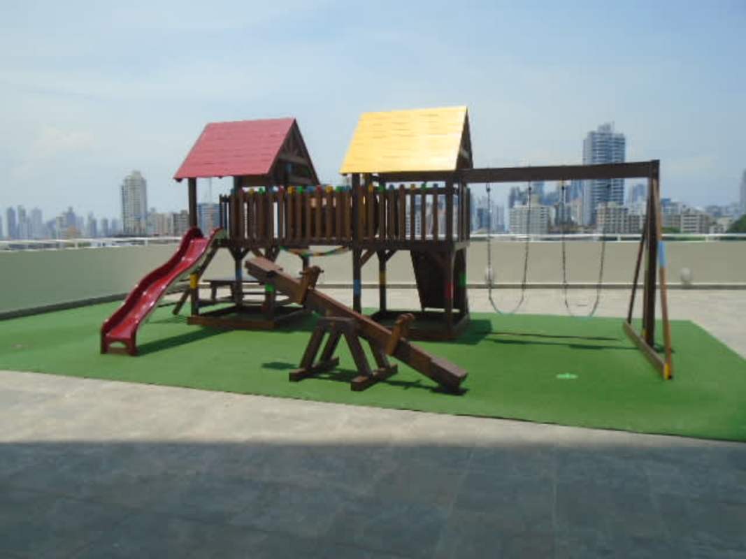 Kids playground on rooftop with views in PH Edison Park Panama