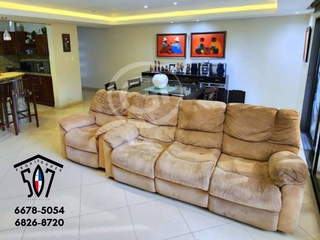 Apartment for Sale in Clayton - 3 bedrooms