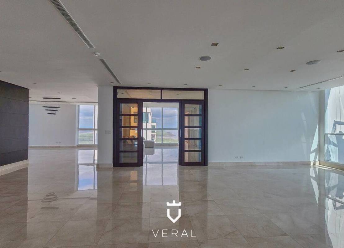 Spectacular Oceanfront Penthouse PH Vitri Tower Costa del Este