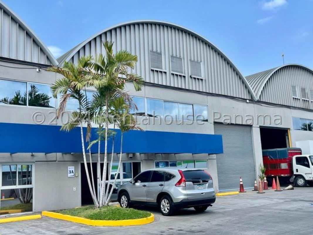 Warehouse for Sale in OfiDepósitos Tocumen Panama City