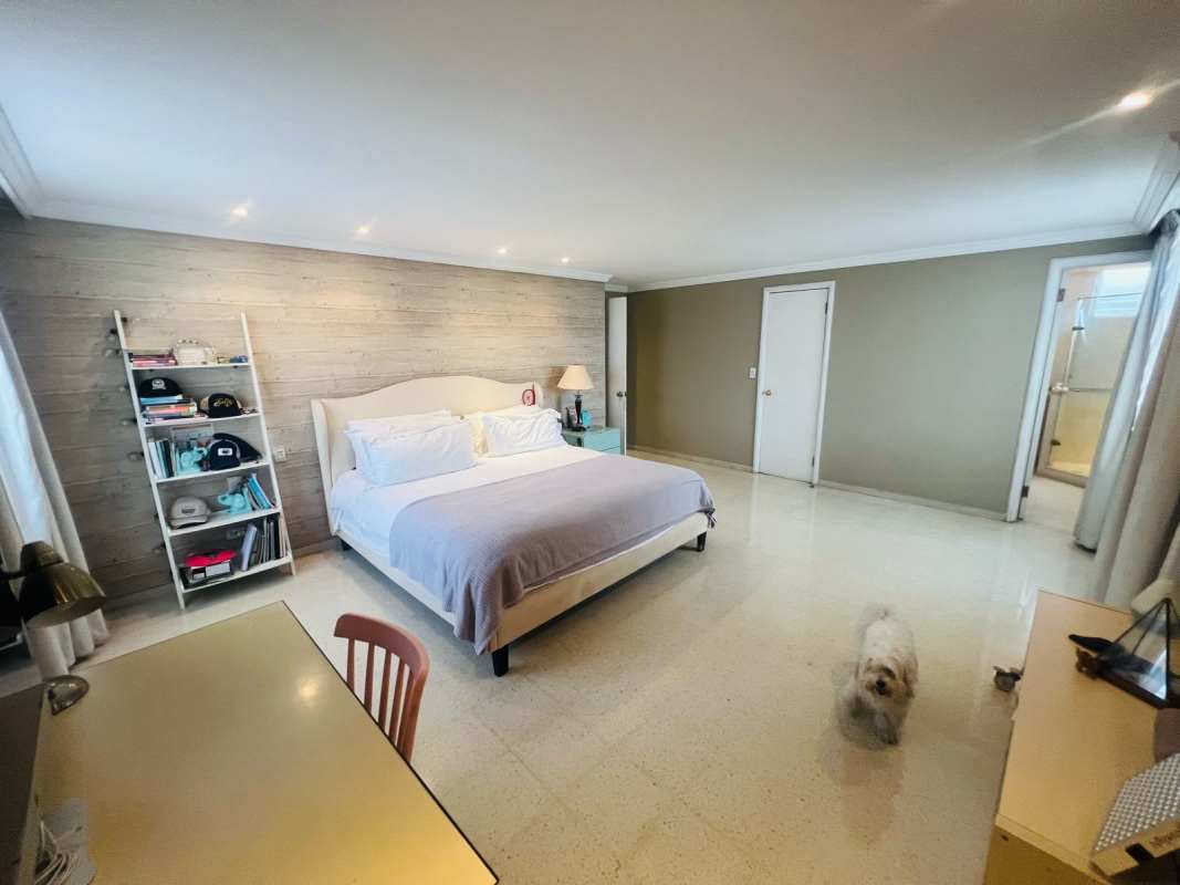 Spacious master bedroom large window closet PH Obarrio Panama City