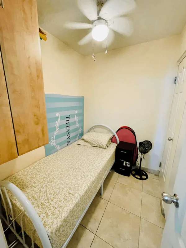 Spacious bedroom, large windows, city ocean panorama, PH Pacific Point Punta Pacifica Panama