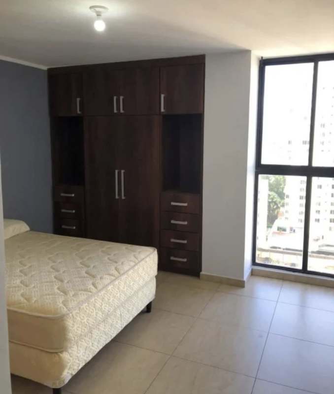 Minimalist bedroom, inverter AC, built-in wardrobe, large window in PH Terrazas del Rey Condado del Rey Panama