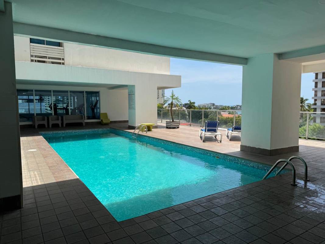 Condo pool with ocean and skyline views covered deck PH Pacific Sun Panama