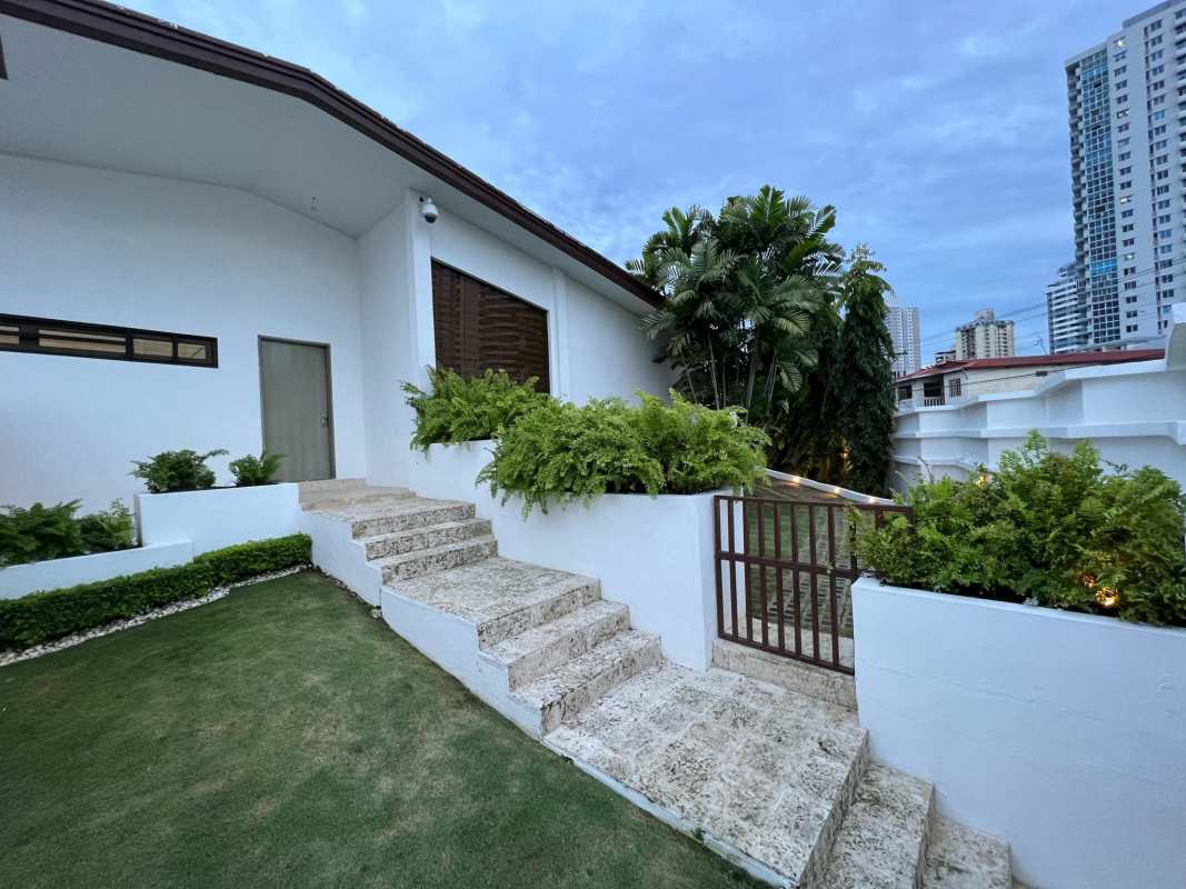 Master bedroom with AC large window Betania Panama remodeled house