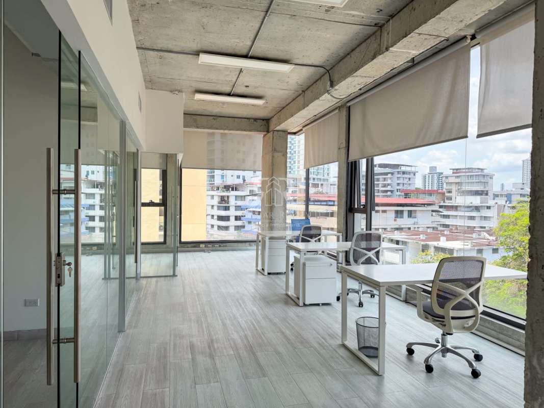 Industrial modern furnished office with exposed ceiling PH Ventura Tower El Cangrejo Panama