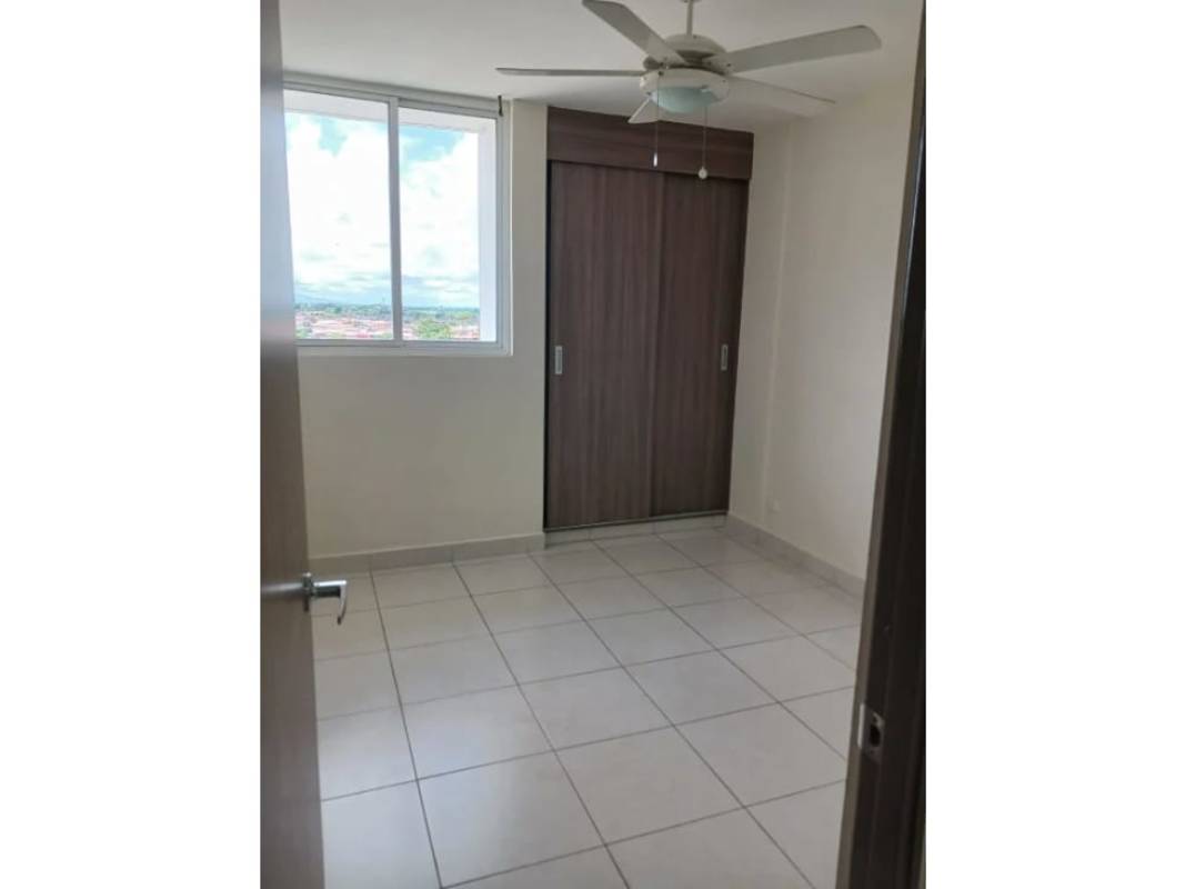 Bedroom with window in apartment PH Torres de Cantabria Don Bosco Panama