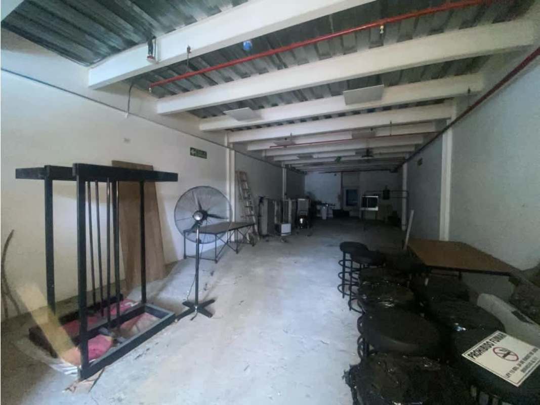 Commercial property unfinished warehouse like interior in Panama City for lease