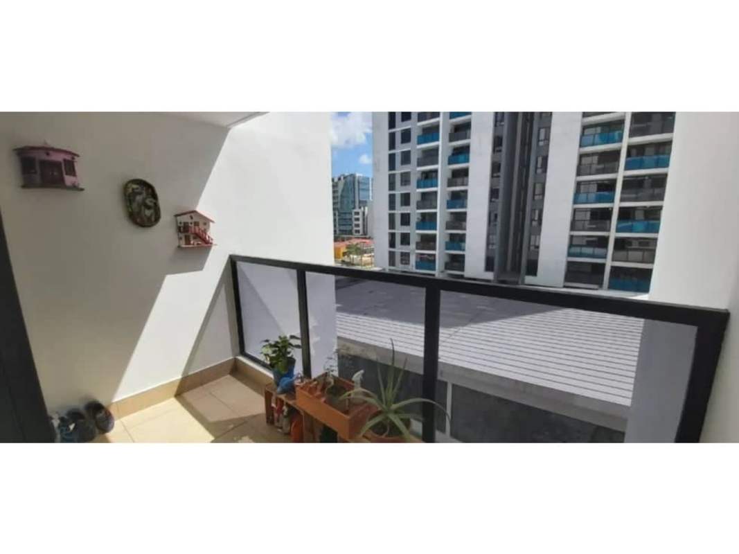 Modern mid-rise condo complex with balconies in PH Terrazas del Rey, Condado del Rey Panama