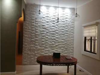 Bedroom with closet, AC, nightstands in furnished house for rent in Villa de las Fuentes Panama