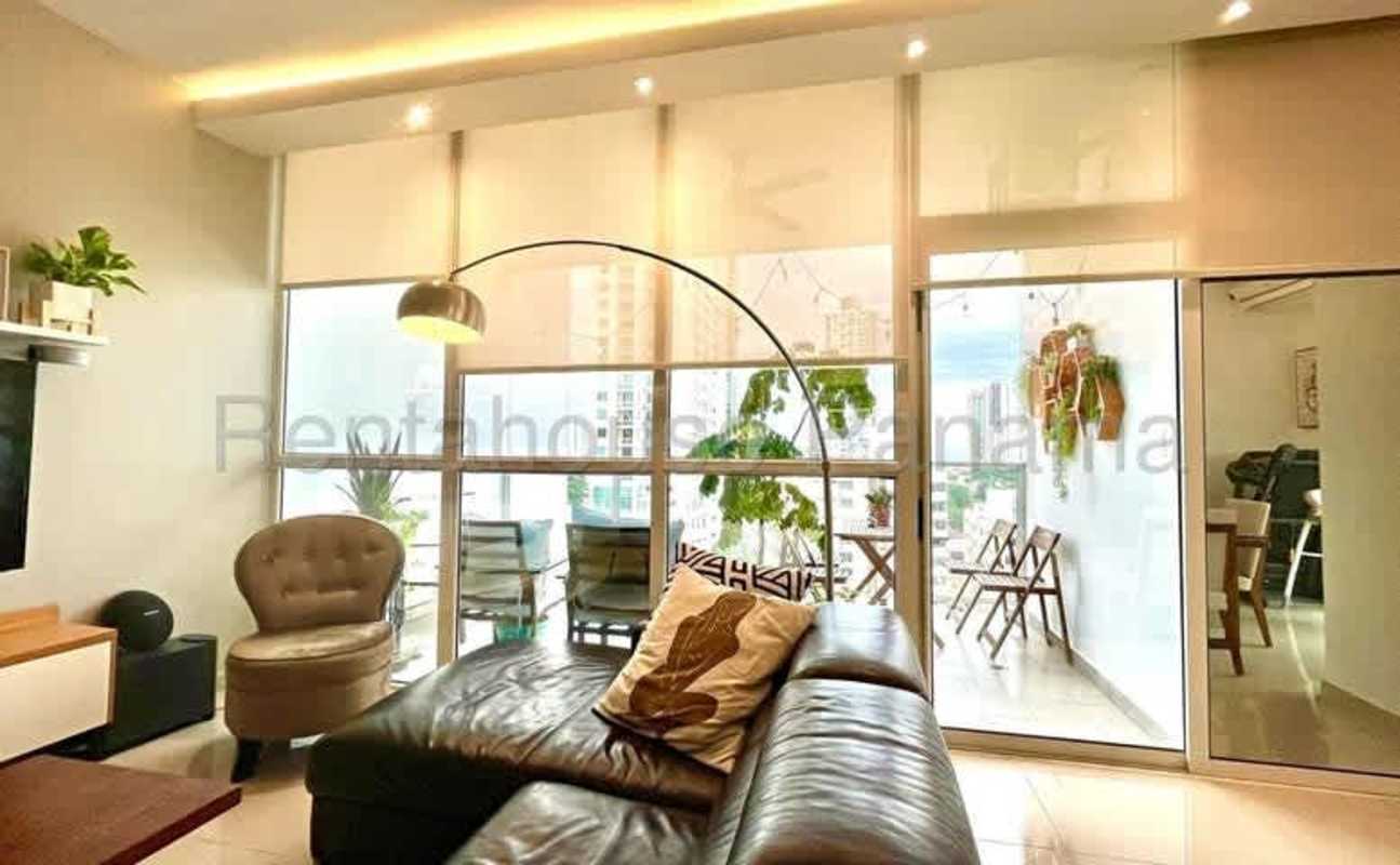 Spacious apartment kitchen featuring ceramic tile floor, cabinets, PH San Francisco Panama