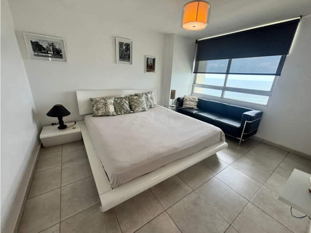 Infinity pool with city and Pacific ocean views at PH Terrawind San Francisco Panama City