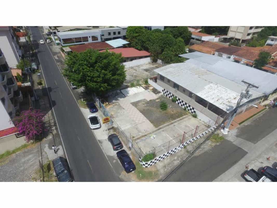 Urban fenced commercial lot with panoramic city views in central San Francisco Panama City