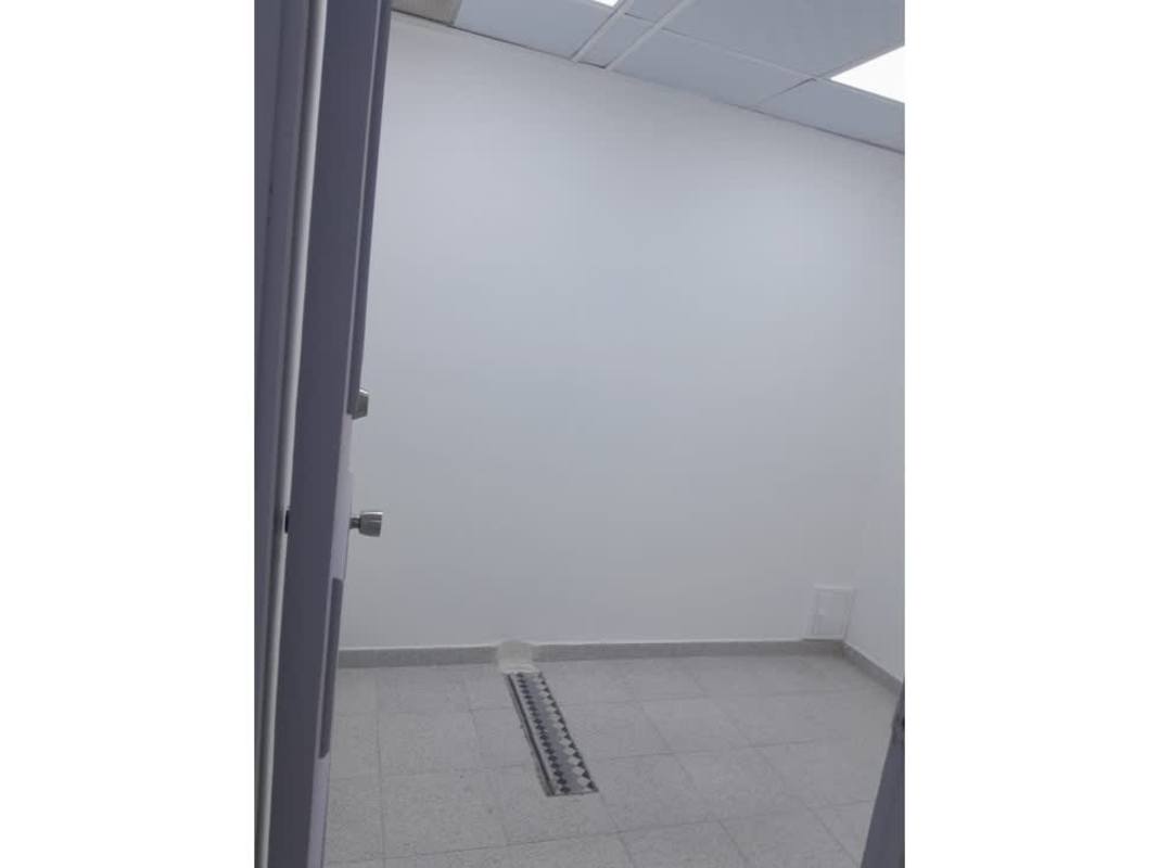 Elegant lobby with elevators and reception at Royal Center Marbella Panama City