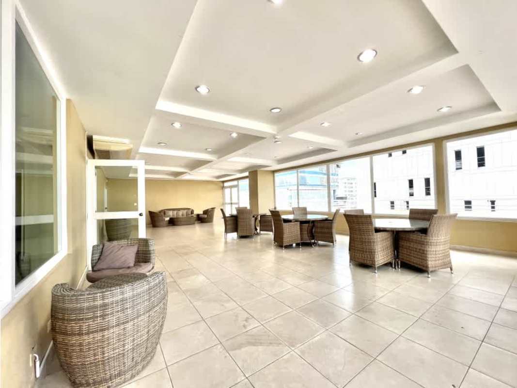 Elegant lobby with reception area in PH Sunrise Towers Obarrio Panama City
