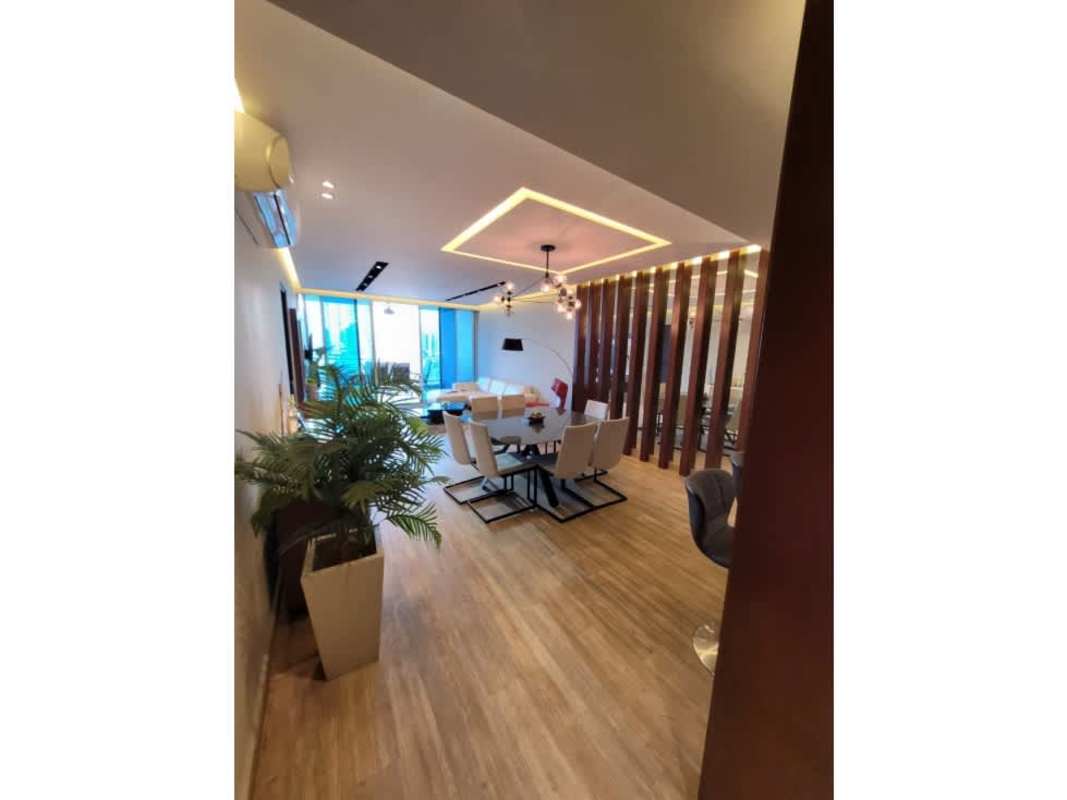 Master bedroom with king bed, balcony access and ocean views Panama City PH Destiny Tower