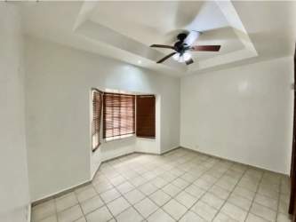 Private terrace with garden space in Albrook house Panama City